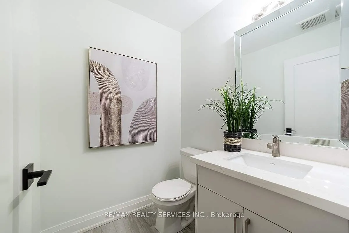 3 bed, $2,999 — Photo 3