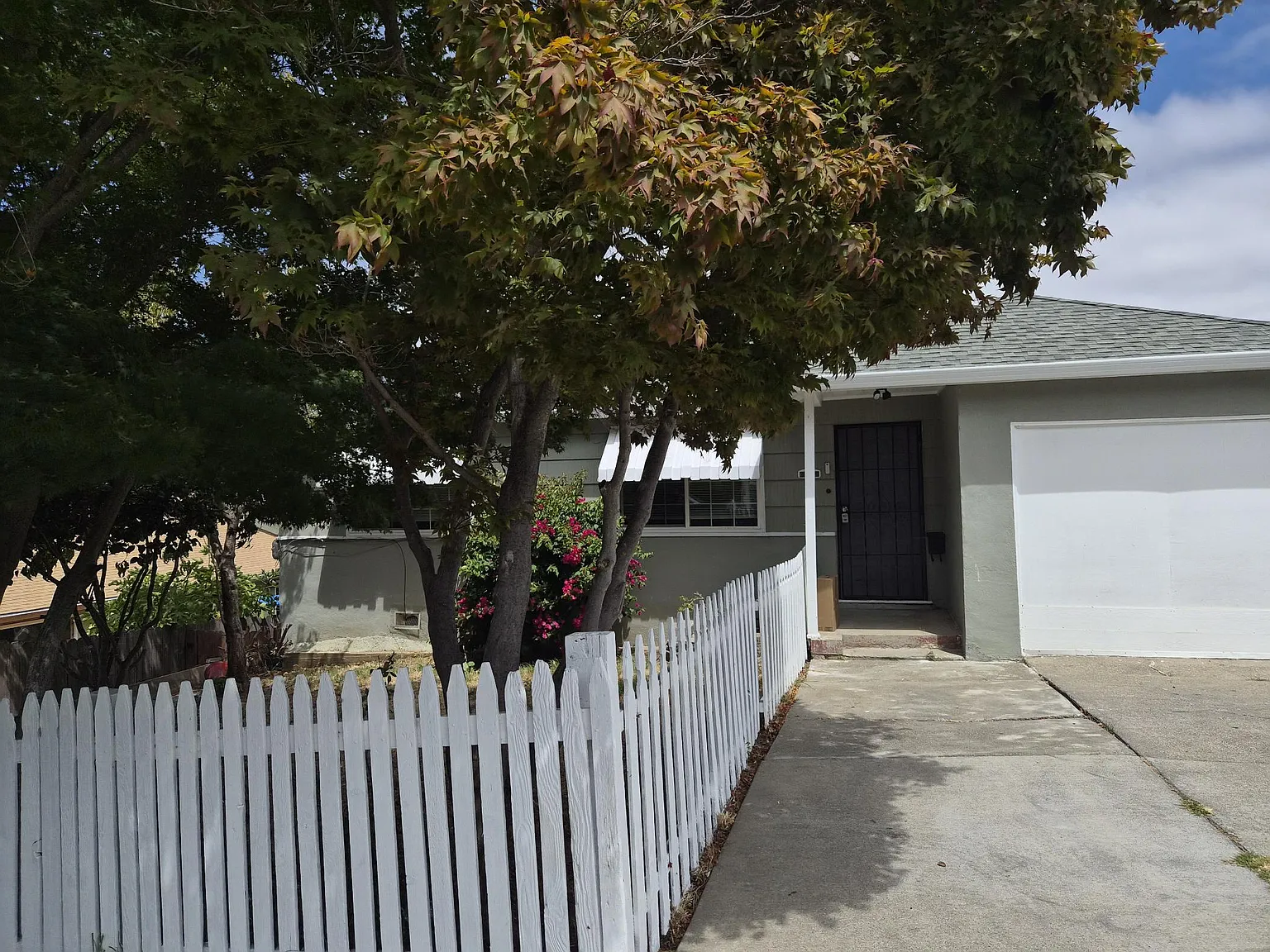 3 bed, 1782 sqft, $2,800 — Photo 2
