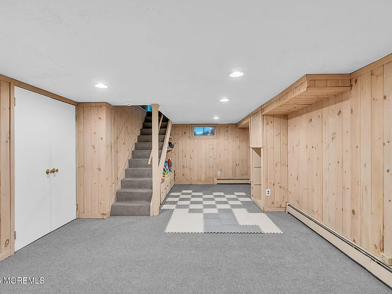 485 Freehold St — Photo 28