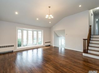 2505 Locust Ave, Bellmore, NY 11710