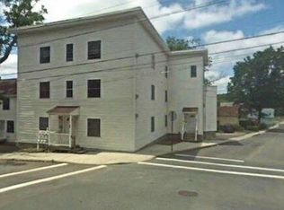 48 North St APT 8, Ware, MA 01082