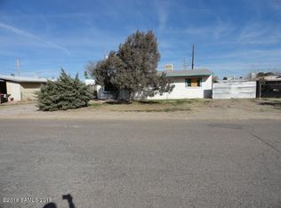 709 E Comstock St, Benson, AZ 85602