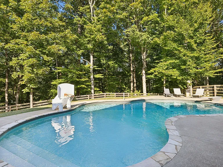 5600 Parker Branch Trl — Photo 60