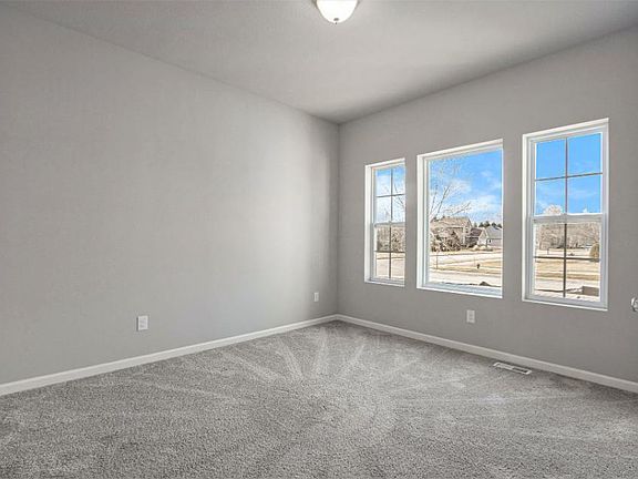 3rd image of 6035 Wabash Ln