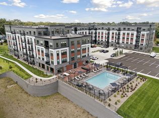 Oberon, Saint Paul, MN 55109
