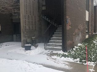 704 S Beacon Blvd APT 82, Grand Haven, MI 49417
