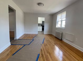61-47 Cloverdale Blvd #A, Oakland Gardens, NY 11364