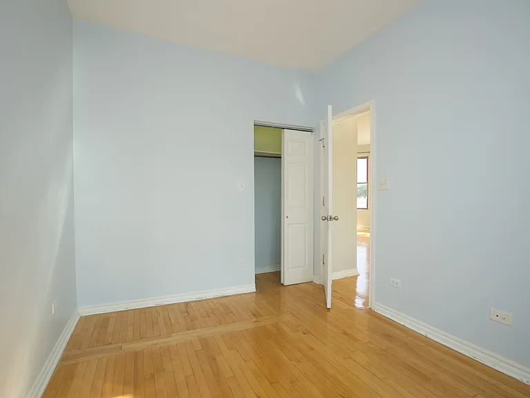 2537 N Kildare Ave #M06R — Photo 13