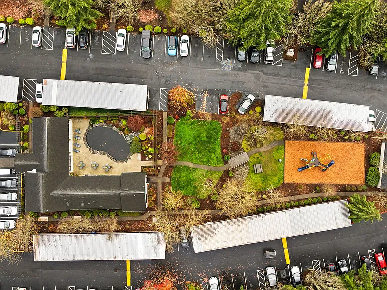 Lodge at Madrona Ridge — Photo 29
