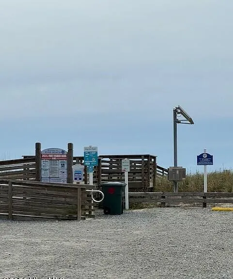 404 Fort Fisher Blvd S #A — Photo 13