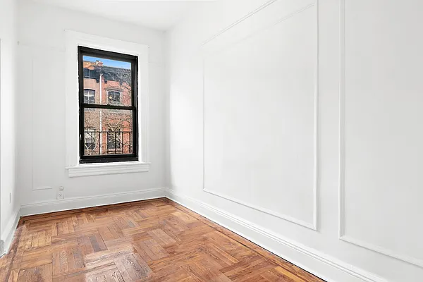 Rented by Compass | media 9