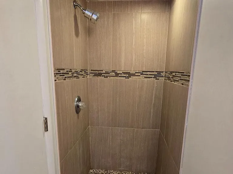 4303 Main St #3 — Photo 10