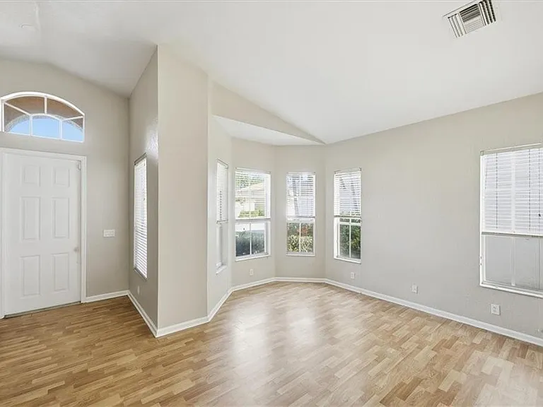 6217 Spring Lake Ter — Photo 3