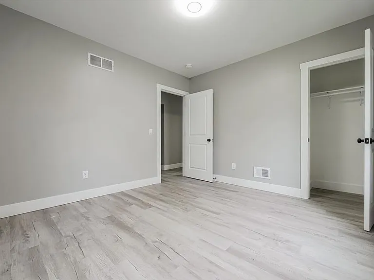 2890 Central Blvd — Photo 9