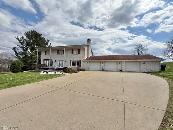 504 Greenbrier Ct, Steubenville, OH 43953