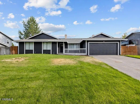 8403 W Grand Ronde Pl, Kennewick, WA 99336