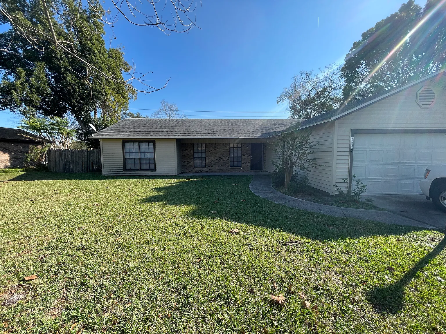 2679 Aberdeen Ct — Photo 1