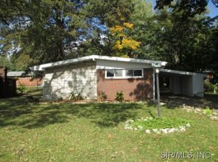 811 Amherst Dr, East Alton, IL