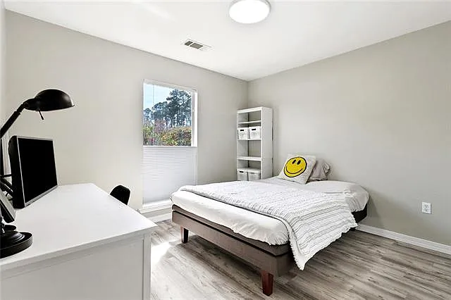 2184 Ozone Pl — Photo 10