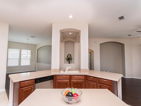 5th image of 3124 Hearthstone Ln