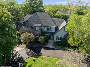 814 Braeburn Rd, Inverness, IL 60067