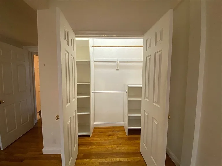 1004 Bennington St #1 — Photo 5