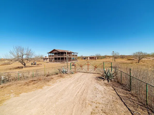 485 Las Lomas Rd, Laredo, TX 78043