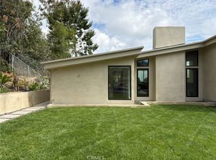 4236 Ellenita Ave, Tarzana, CA 91356
