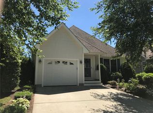 7 Leighas Ln, Coventry, RI 02816