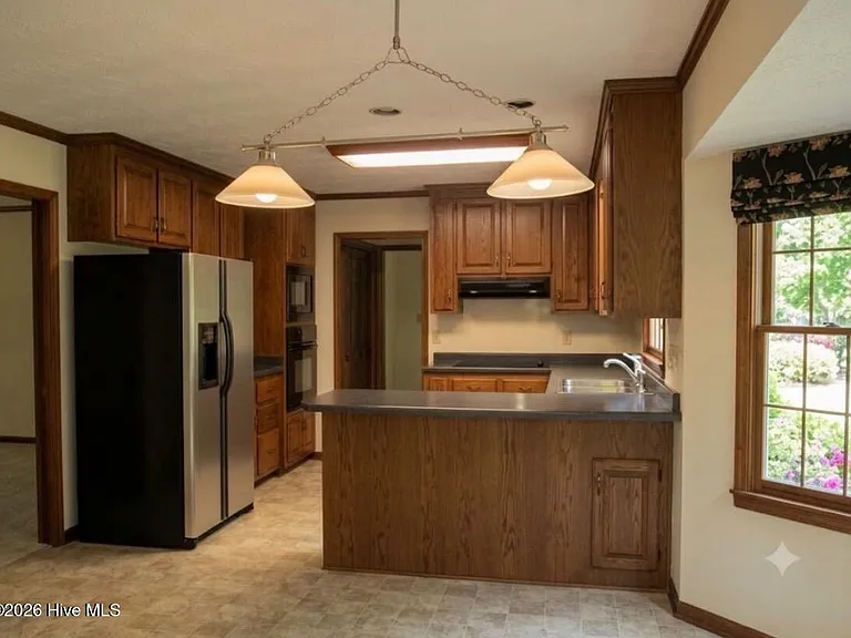 2705 One Iron St — Photo 15