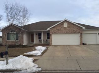 824 Hanksfield Pl, Prairie Du Sac, WI 53578