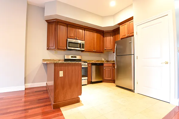 Rented by Brick&Mortar | media 22