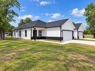 2515 11th St, Hempstead, TX 77445