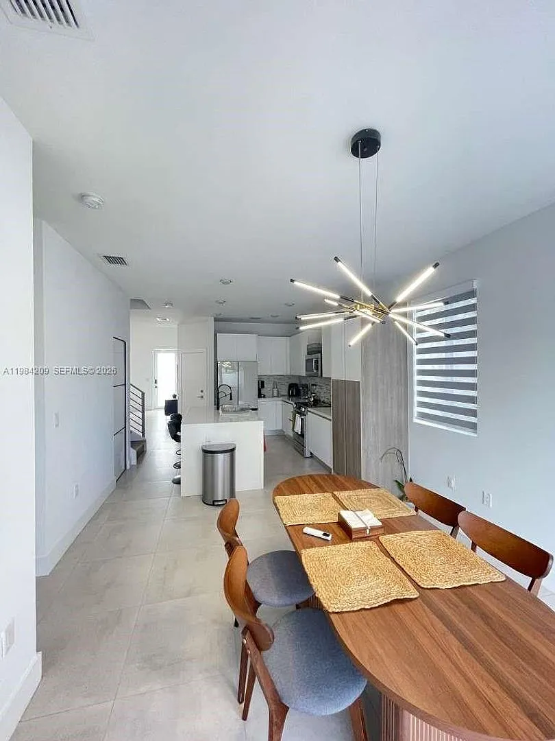 7240 NW 103rd Path, Doral, FL 33178 — Photo 3