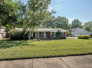 749 Chatelet Woods Dr, Saint Louis, MO 63135