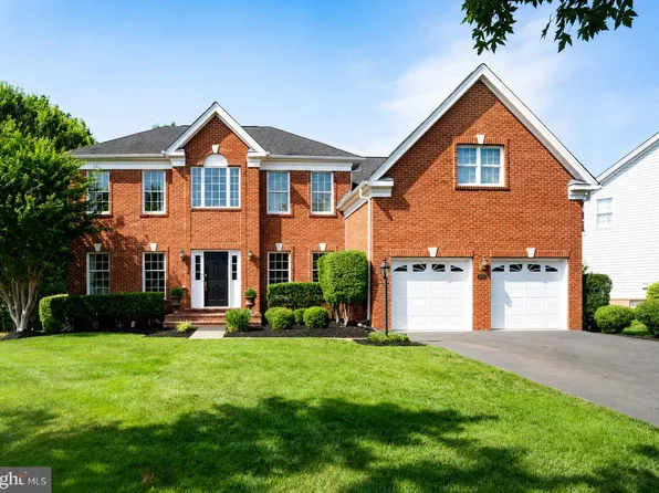 15777 Parkers Ford Ct, Haymarket, VA 20169