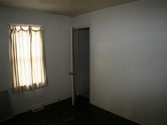 4th image of 6578 Tower St