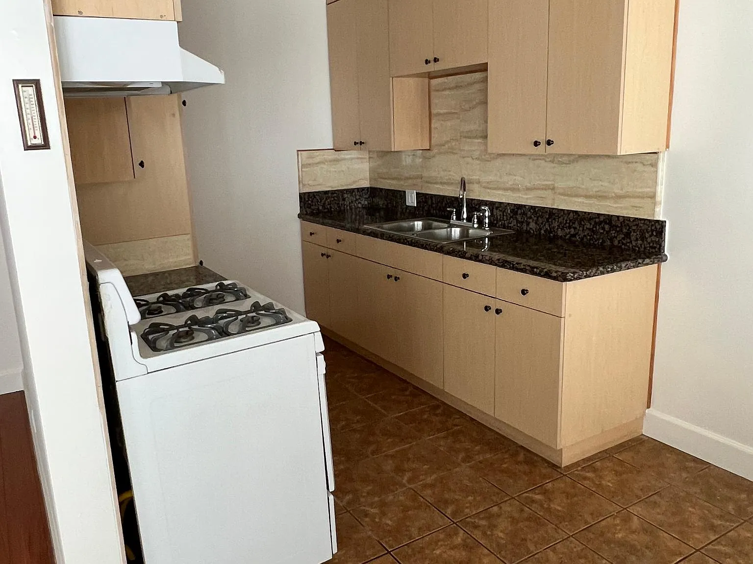 1 bed, 650 sqft, $1,850 — Photo 4