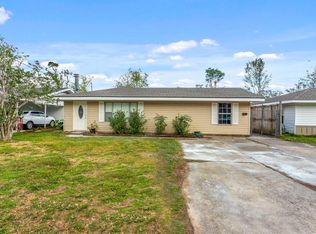 127 Mallard St, Lake Charles, LA 70605