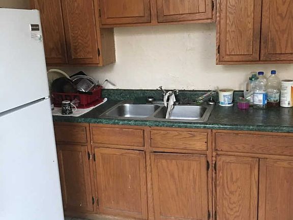 5th image of 3612 Dawson Ave