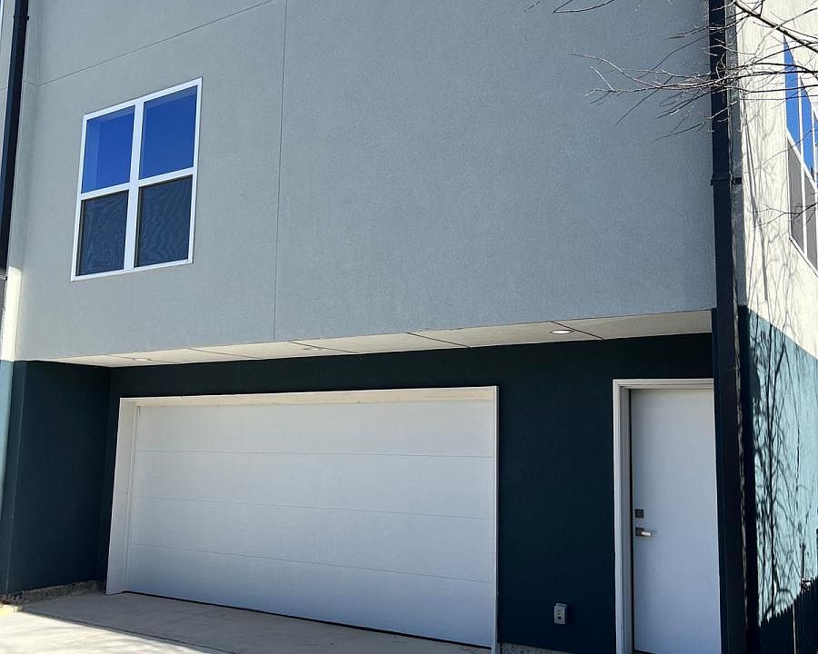 1st image of 1427 Pearson St #1427