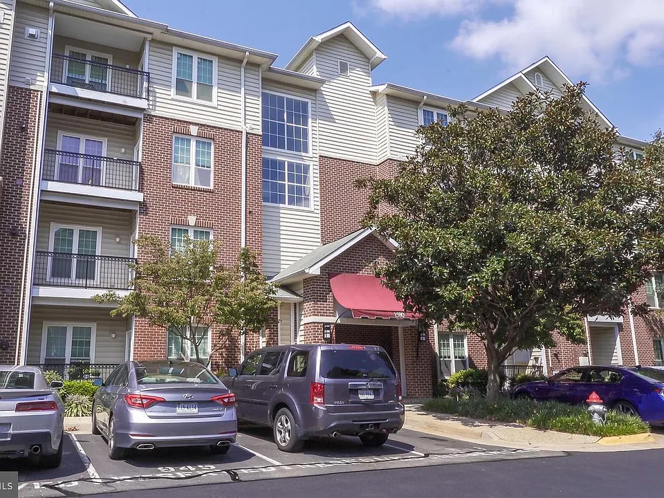 1580 Spring Gate Dr #4102