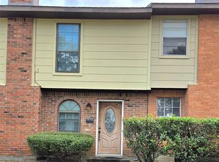 1532 Silverpines Rd #532, Houston, TX 77062