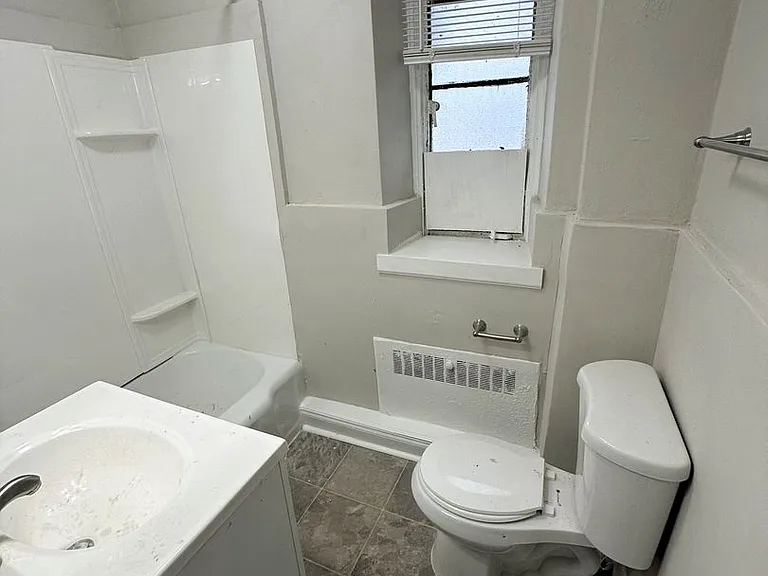 Greenside Manor — Photo 142