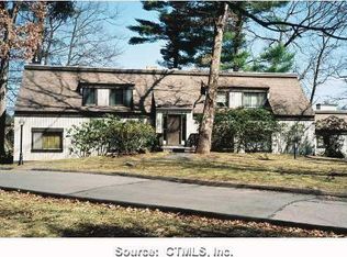 18 Forest Hill Dr #18, Simsbury, CT 06070