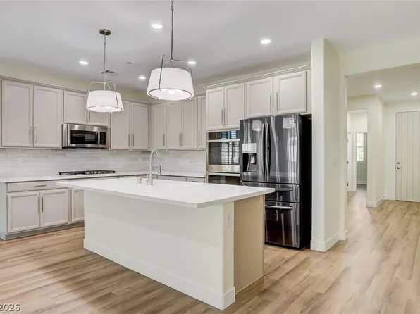 748 Omaggio Pl, Henderson, NV 89011