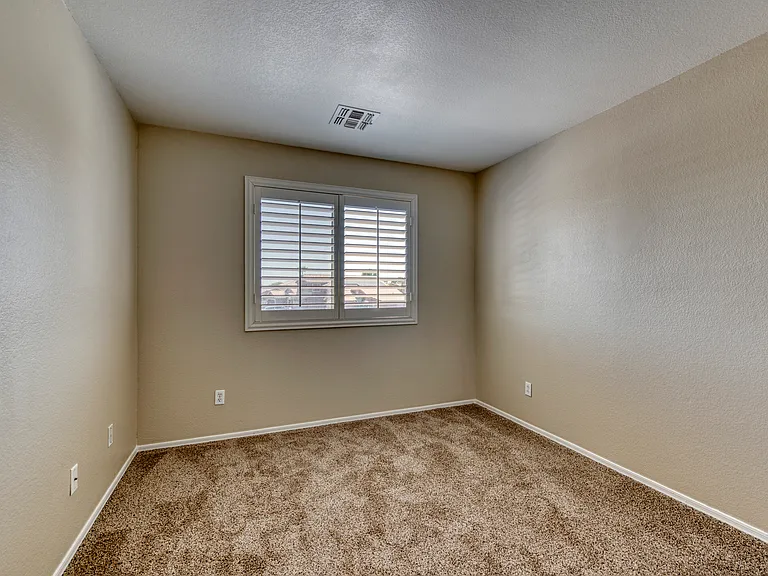 16237 N 161st Dr — Photo 28