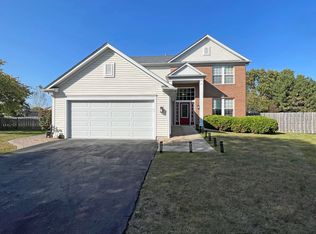 5 Boxelder Ct, Bolingbrook, IL 60490