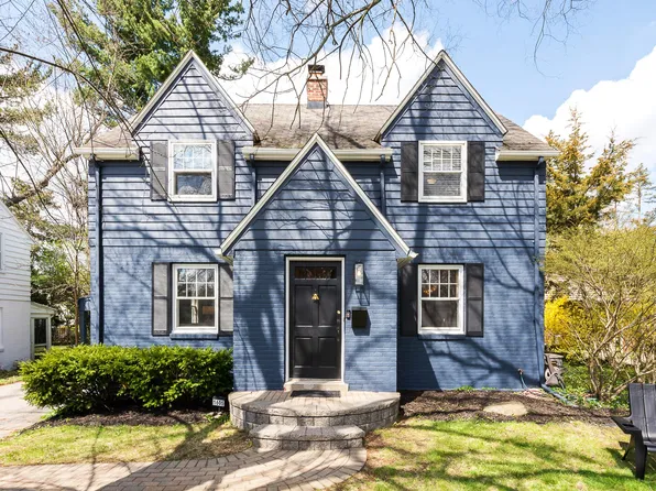 1605 E Stadium Blvd, Ann Arbor, MI 48104