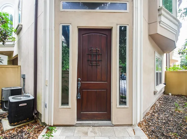 717 Welch St, Houston, TX 77006